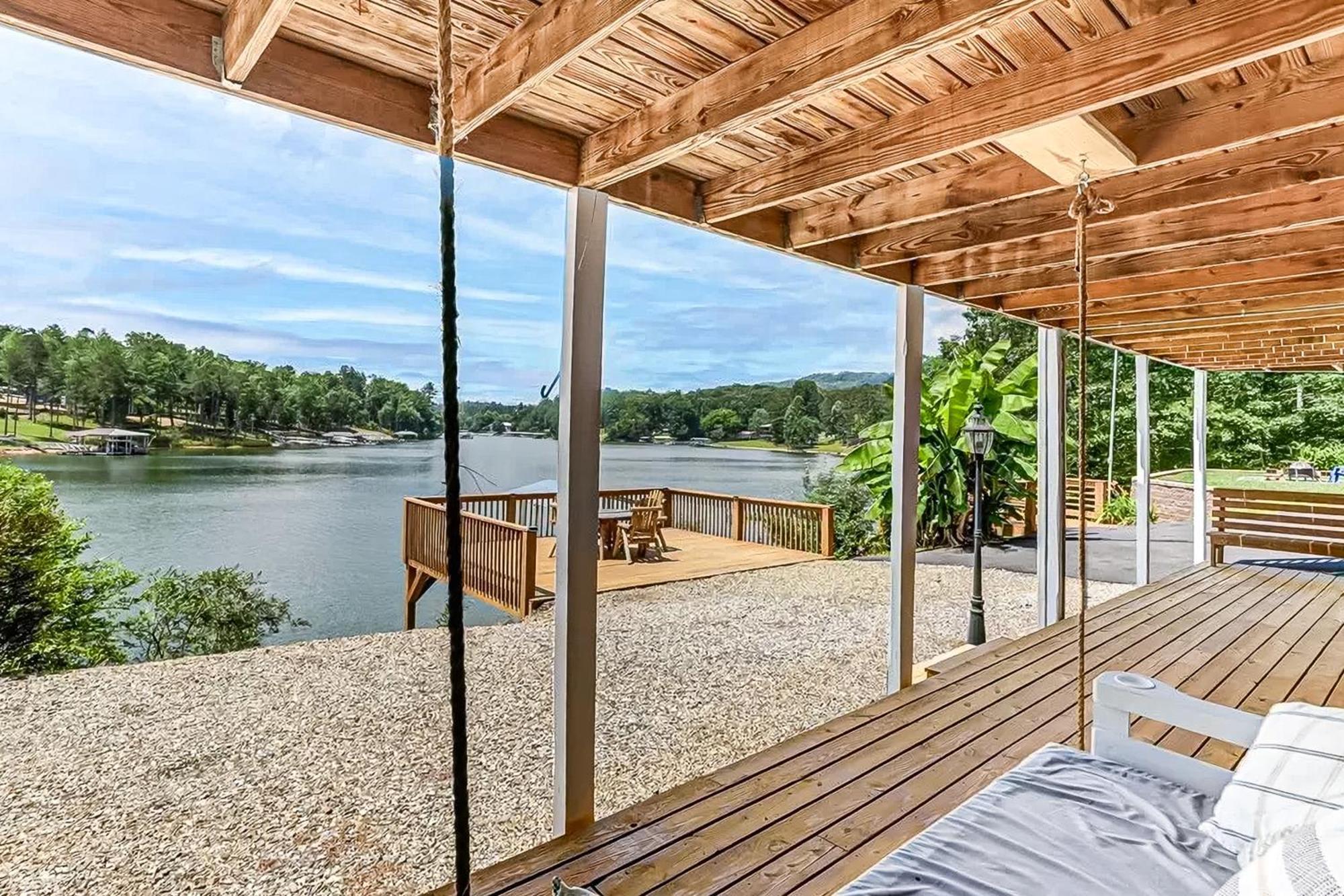 Lake Life ブレアズヴィル エクステリア 写真